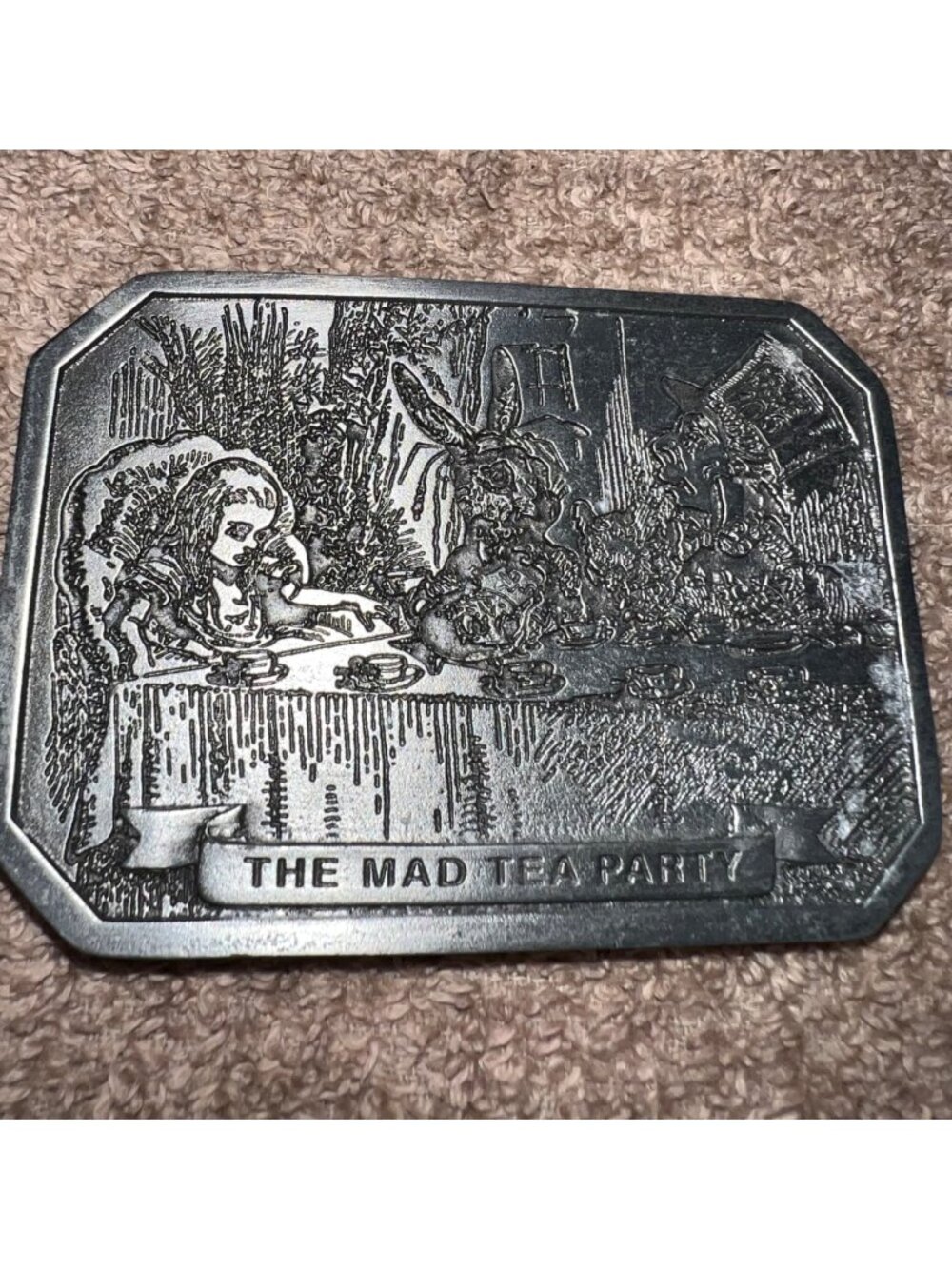 The Mad Tea Party Bergamot Pewter Belt Buckle 2003 Alice In Wonderland USA H-260